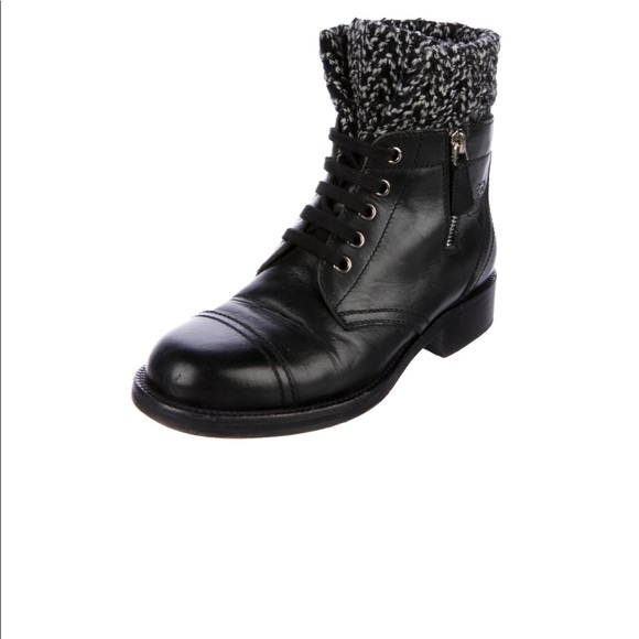 Chanel size 6 boots - Picture 2 of 8